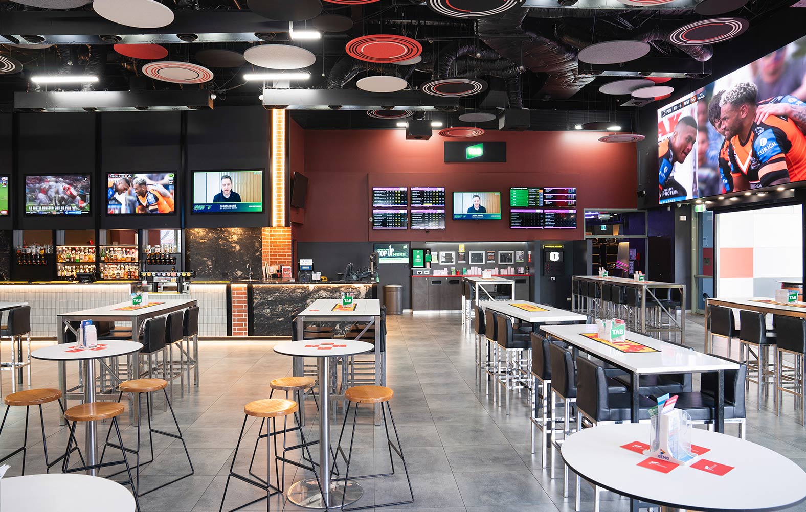 International_Sports_Bar_2024