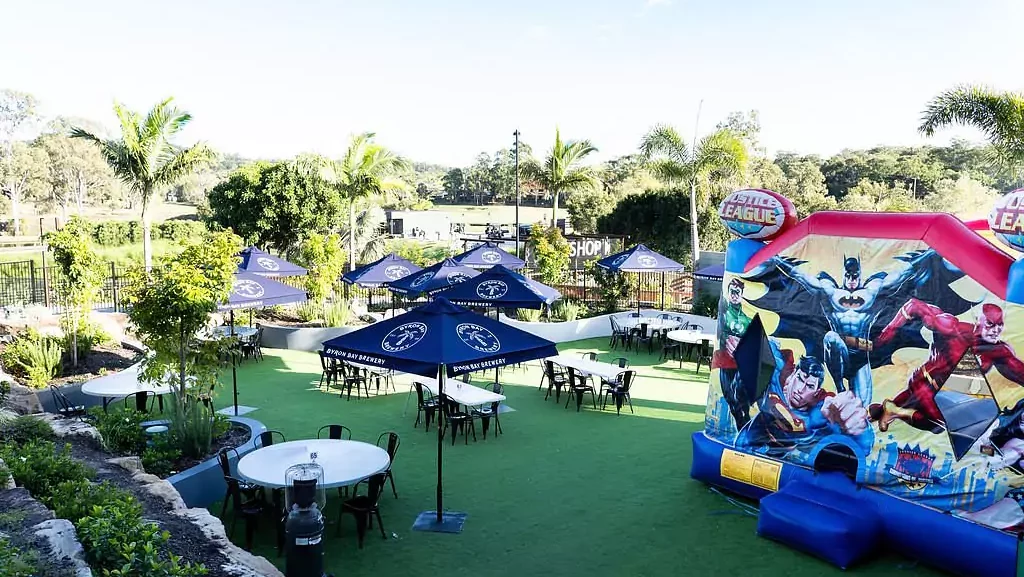 the-club-at-parkwood-village-backyard
