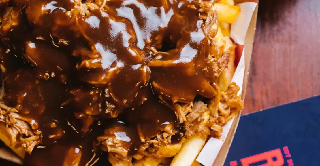 bennys-burger-surfers-paradise-pulled-pork-poutine