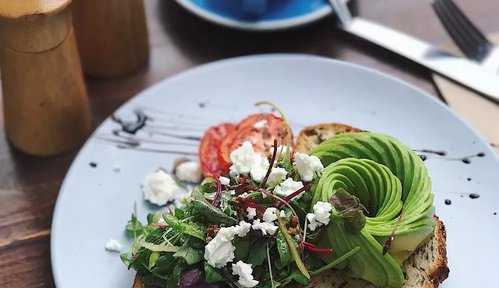 dune-cafe-avocado-on-amarinth-sourdough