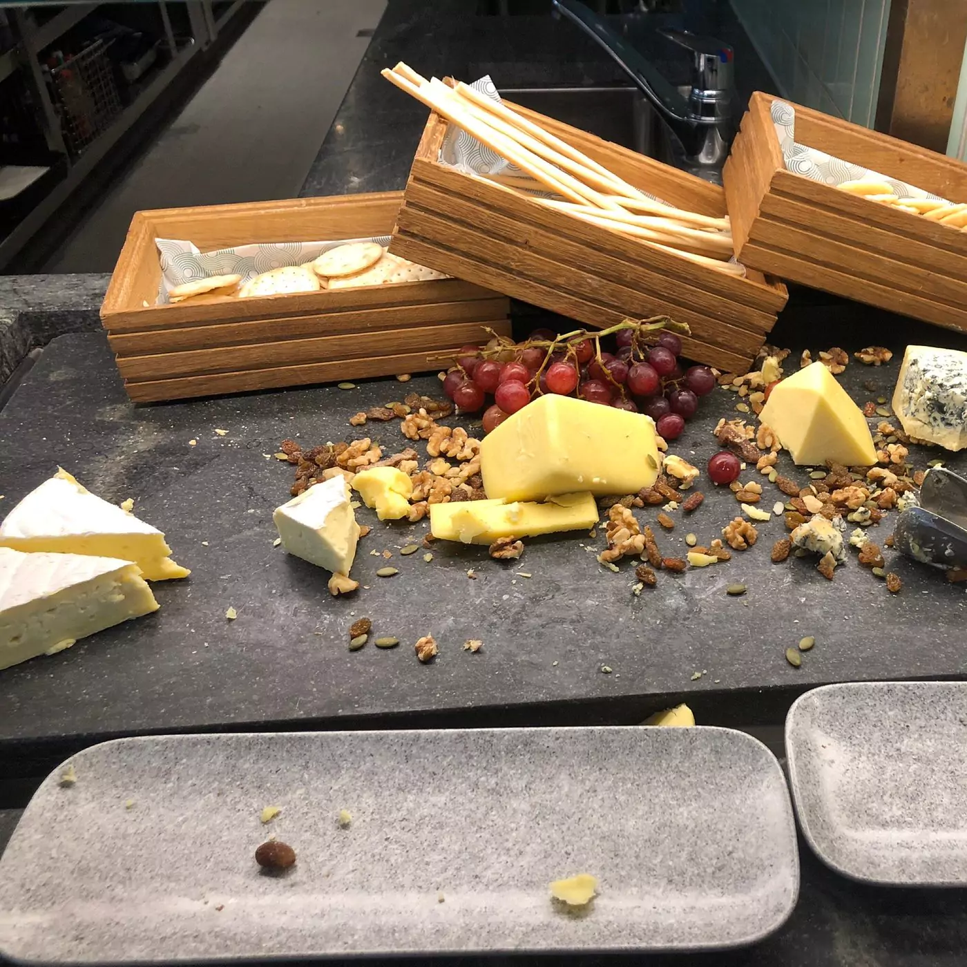 harvest-buffet-cheese