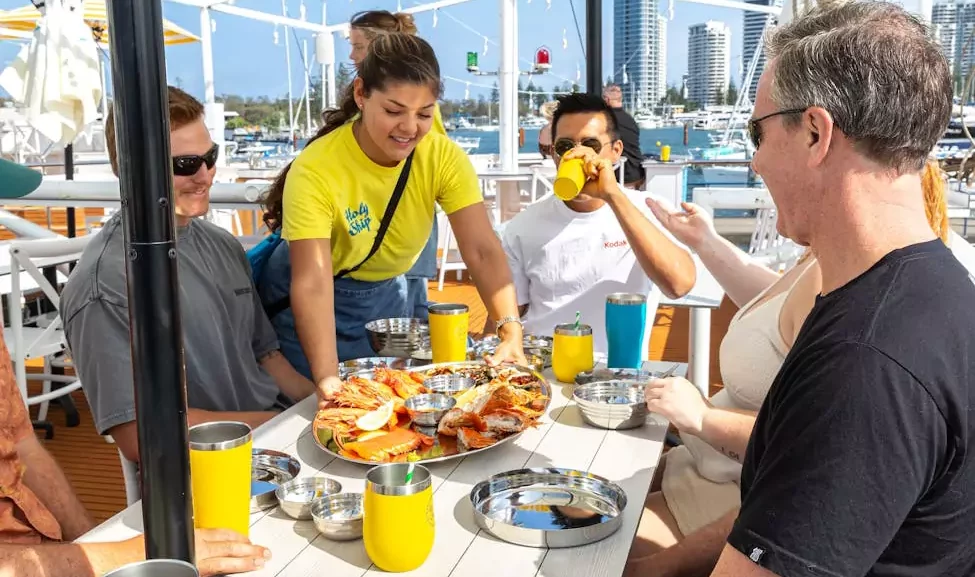 holy-ship-restaurant-bar-seafood